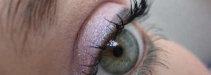 Серый кардинал. Карандаш Chanel Le Crayon Yeux Gris Scintillant № 69