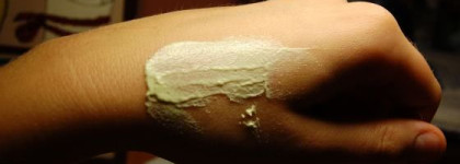 Uriage Hyseac Masque Gommant Doux – мягкая отшелушивающая маска