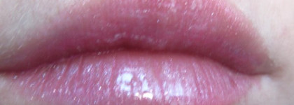 Блески Chanel, YSL  и одна помада