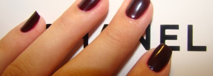 Chanel Le Vernis Nail Colour - Rouge Noir 18