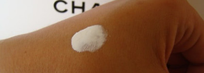 Chanel Le Blanc De Chanel