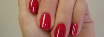 Подозрительно красив - Chanel Le Vernis 561 Suspicious