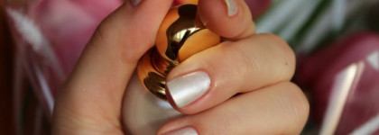 Dior Diorific Vernis 011 Lady и Chanel Le Vernis 637 Malice