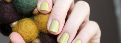 OPI Don't Talk Bach To Me G17