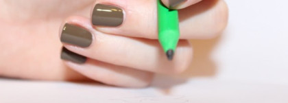 Yves Saint Laurent La Laque Couture 31 Khaki Arty