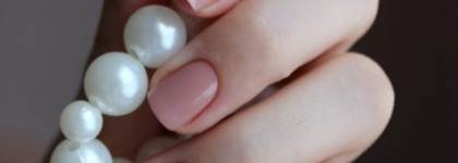 Yves Saint Laurent La Laque Couture 22 Beige Leger