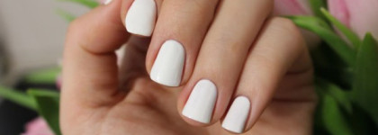 Yves Saint Laurent La Laque Couture 26 Blanc Symboliste & 13 Parme Graffitti