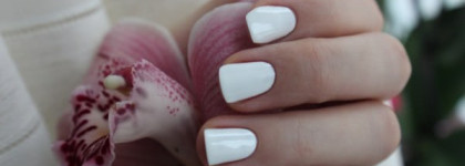 Yves Saint Laurent La Laque Couture 26 Blanc Symboliste & 13 Parme Graffitti