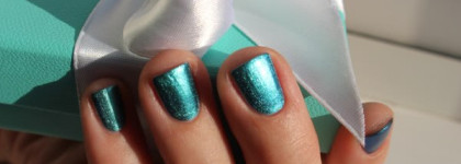 Chanel Le Vernis Nail Colour 657 Azure