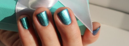 Chanel Le Vernis Nail Colour 657 Azure