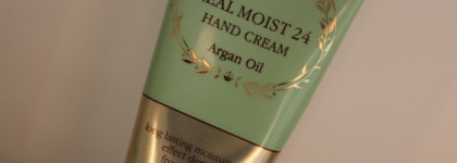 Красивые ногти начинаются с ухода