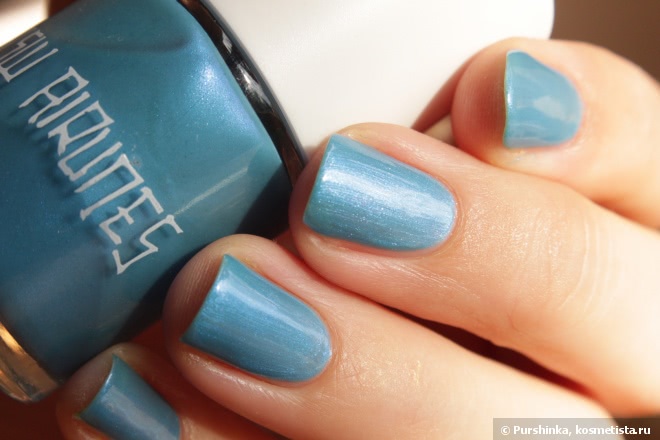 Uslu Airlines Nail Polish SUN & LOU