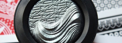 MAC Extra Dimension Eye Shadow Legendary Lure - Drama Queen одним взмахом кисти