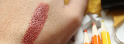 MAC Satin Lipstick в оттенке Mocha