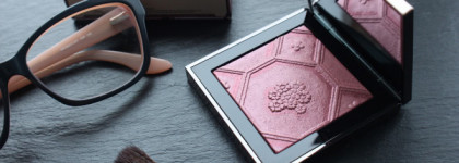 Burberry Silk and Bloom Blush Palette - Antique Collection Spring 2017