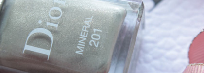 Dior Vernis Nail Lacquer 201 Mineral