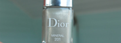 Dior Vernis Nail Lacquer 201 Mineral