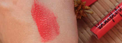 MAC Vamplify Lipgloss Everybody's Talking