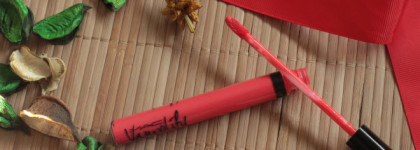 MAC Vamplify Lipgloss Everybody's Talking