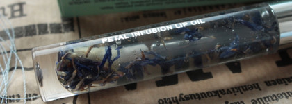 Darphin Petal Infusion Lip Oil Blue Cornflower
