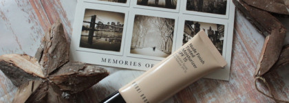 Bobbi Brown Nude Finish Tinted Moisturizer SPF 15 #Light to Medium Tint & Line, Color, Shine Lip Kit