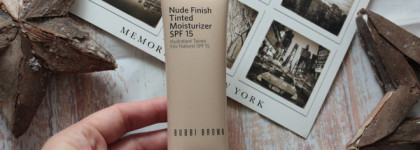 Bobbi Brown Nude Finish Tinted Moisturizer SPF 15 #Light to Medium Tint & Line, Color, Shine Lip Kit