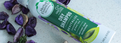 Сухие шампуни Herbal Essences