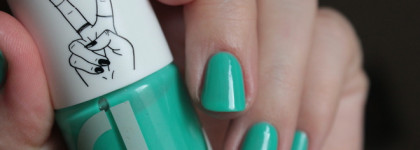 Uslu Airlines Nail Polish Collection