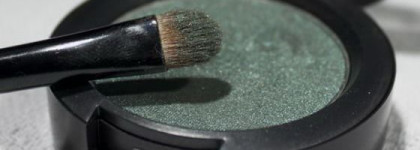 Ego павлина от Mac (тени Peacocky Ego)