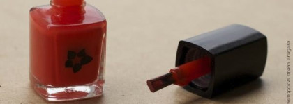 Лаки, которые заставляют меня улыбаться: Летуаль "miss orange" и Gosh "lavender love"