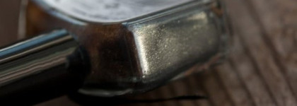 Необычный серый Ciate Glametal 087