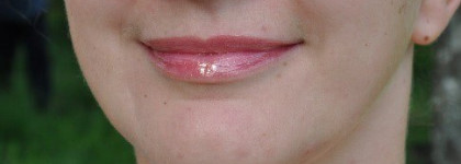 YSL Golden Gloss Shimmering Lip Gloss #3 –  Мой отпускной Золотой блеск для губ