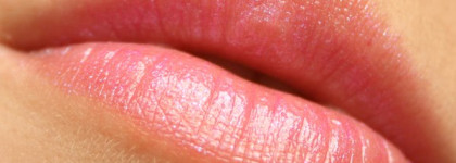 Shiseido Shimmering Rouge РК 407