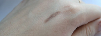 Карандаш для бровей EVA "Анютины глазки", Maybelline Color sensational #715 Choco cream, Rimmel Lasting finish by Kate Lipstick Rosetto #03