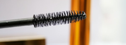 YSL Volume Effet Faux Cils в оттенке 01 (чёрная)