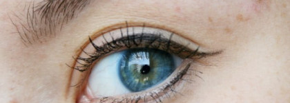 Manhattan Gel Eyeliner long-lasting (Black) - гелевая подводка для глаз (черная)