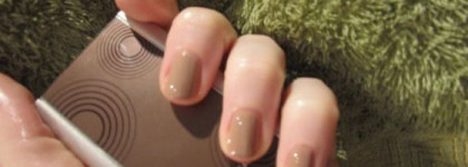 Лак Sophin 22 — для любителей бежевого