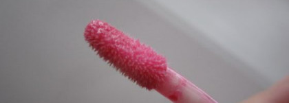 Ухаживающий блеск для губ Lumene Wild Rose Lip Gloss SPF 15 # 4