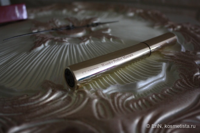 Капризная Clarins Wonder Perfect Mascara #01
