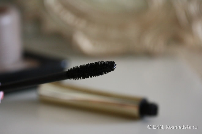 Капризная Clarins Wonder Perfect Mascara #01