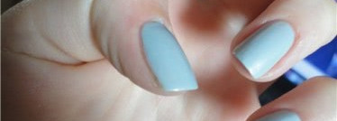 Как подчеркнуть загар или лак от Opi : I vont to be a-lone star