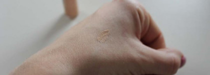 Estee Lauder Double Wear Stay-in-Place Concealer SPF 10-01 Light