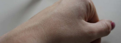 Estee Lauder Double Wear Stay-in-Place Concealer SPF 10-01 Light