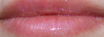 Sephora Ultra Shine Lip Gloss №09 Shimmery Love Me Pink
