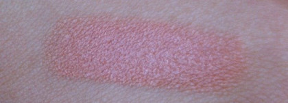 Помады для губ Catrice Ultimate Colour Lipstick №010 (Be Natural!), №210 (Pinkadilly Circus), №050 (Princess Peach)