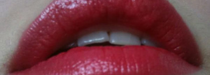 Guerlain Rouge G Serie Noire Jewel Lipstick compact оттенок 24 Rouge Sensuel