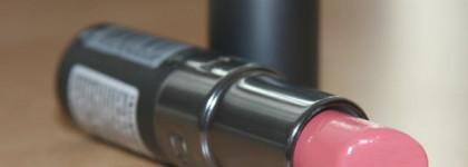 Барби-нюд Gosh High Gloss Lipstick 009 Soft Pink