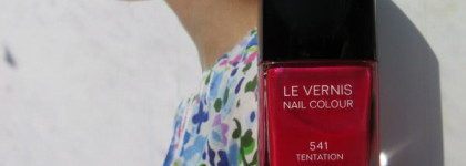 Chanel le vernis Nail colour 541 Tentation - Сочная ягодка