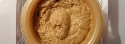 Кремовые тени YSL  Fard Lumiere Aquaresistant:оттенки 03 и 05