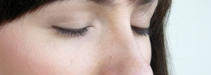 Удачный дуэт от Maybelline: The One By One Volum’Express Mascara Satin Black & Eyestudio Lasting Drama Gel Eyeliner 24H #02 Brown